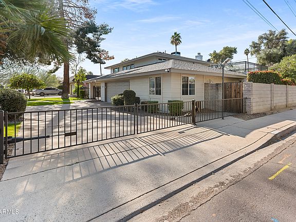 3rd image of 8464 N 7TH Avenue
