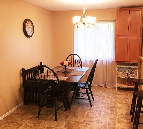 4th image of 8903 Fairlane Dr