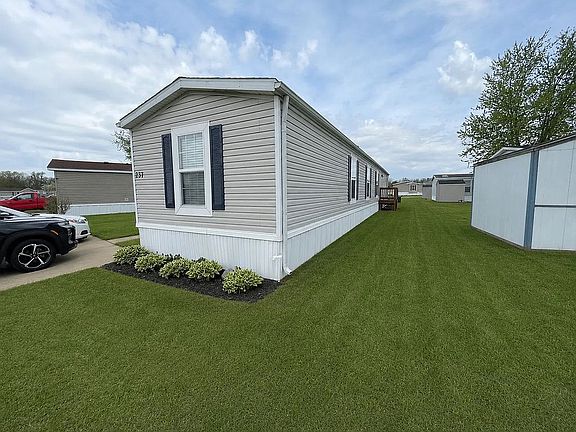 3rd image of 237 Kimberly Ln
