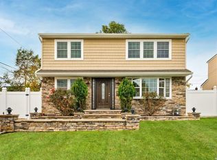 6 George Ave, Hicksville, NY 11801