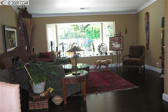 2nd image of 7 Hargate Ct