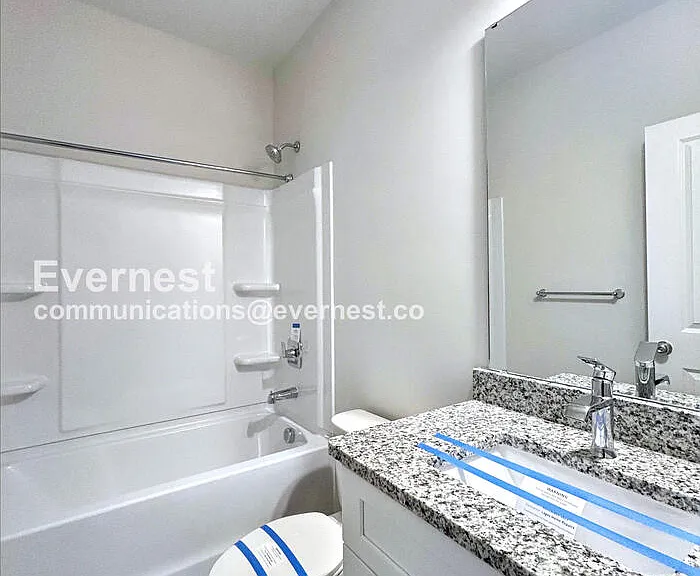 312 N Correll St — Photo 6