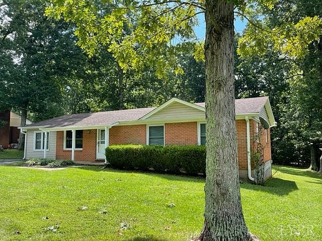 1st image of 372 Briar Cliff Cir