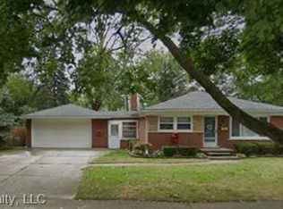 32473 Sheridan St, Garden City, MI 48135