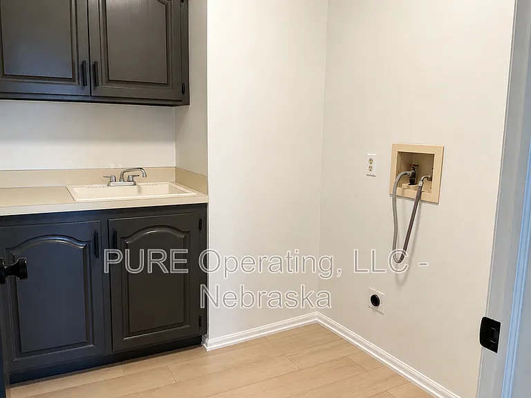 15527 Mason Cir — Photo 52