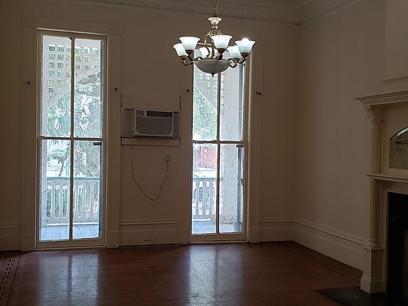 3rd image of 4114 Saint Charles Ave #B