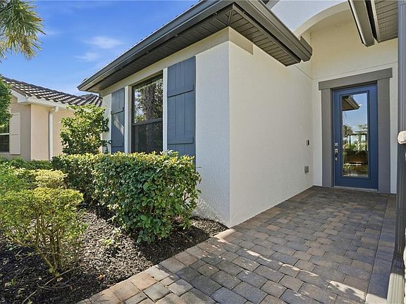 5th image of 2042 Minneola ST