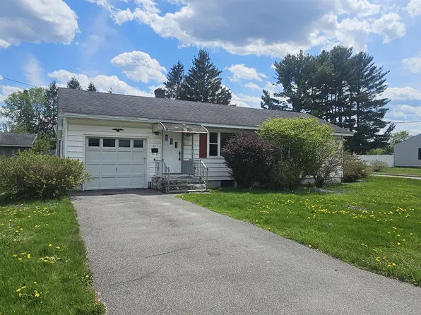 77 Chapel Place, Amsterdam, NY 12010