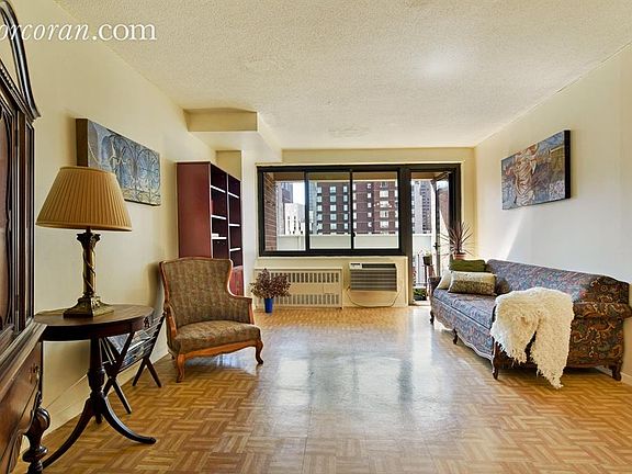 5th image of 77 Fulton St APT 27H