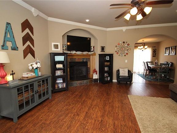5th image of 6007 S 37th St