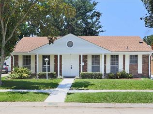 15 Trinidad Dr, Kenner, LA 70065