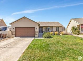 8242 N Gullane Rd, Eagle Mountain, UT 84005
