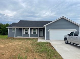 488 Labrador Dr, Bowling Green, KY 42101