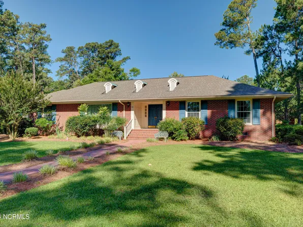 505 N Elm Street, Rose Hill, NC 28458