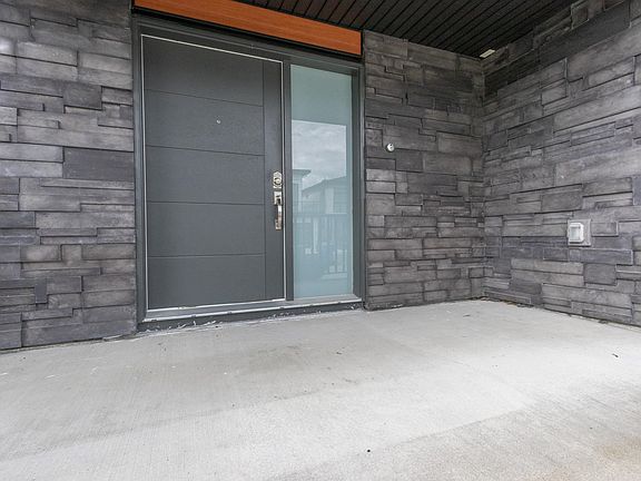 2nd image of 36743 Carl Creek Cres