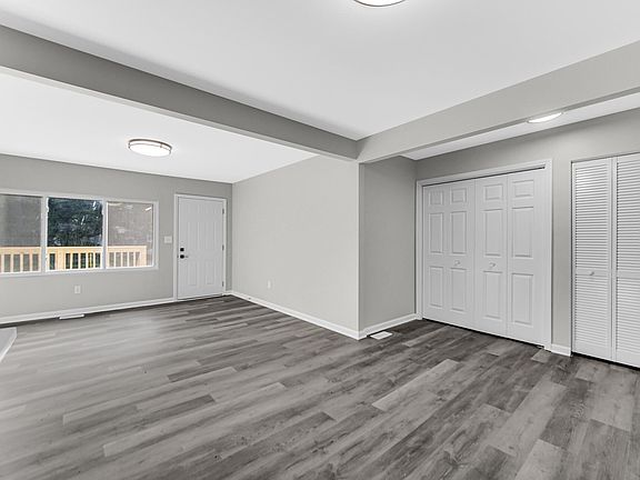 5th image of 2300 E 35th Ave