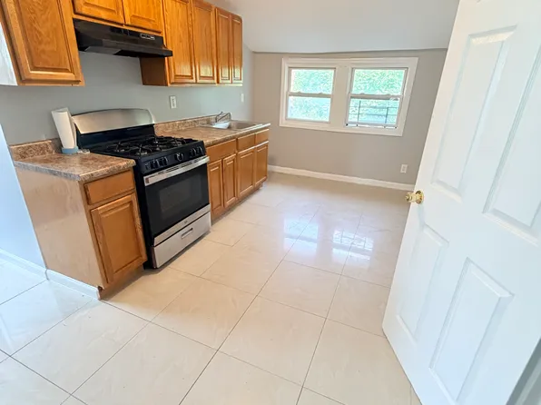 95 Alexander St, Newark, NJ