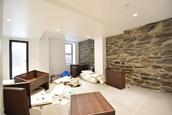 Rented by (Legacy) NY Quality Living Uptown | media 7