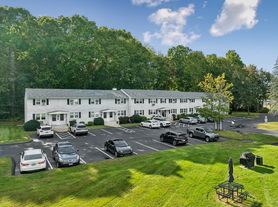Fox Hill Commons