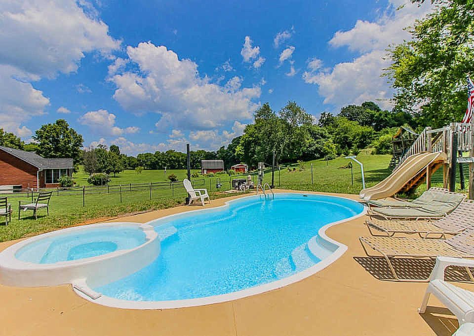 pool