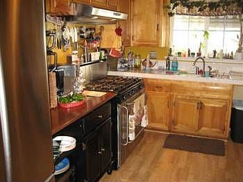 5th image of 260 Golden Carriage Ln