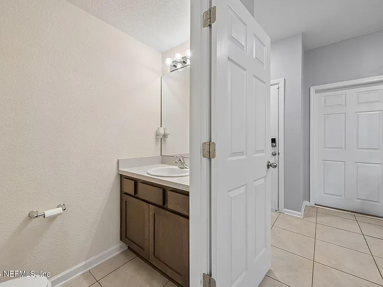 86440 Mainline Rd — Photo 10