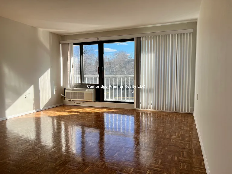 1105 Mass Ave #2G — Photo 9
