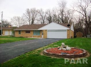 50 Laurel Dr, Canton, IL 61520