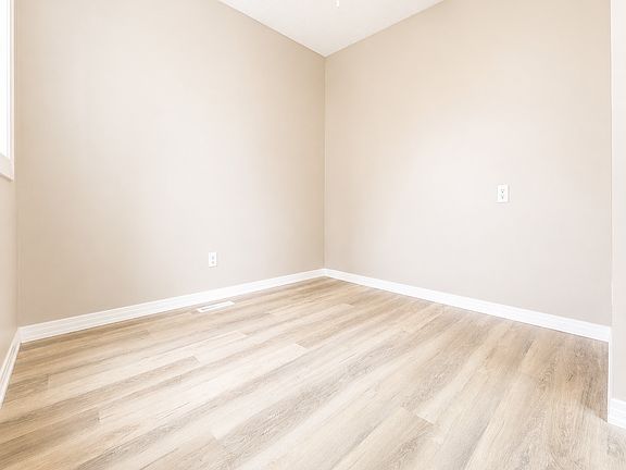 4th image of 10103 164th Ave NW