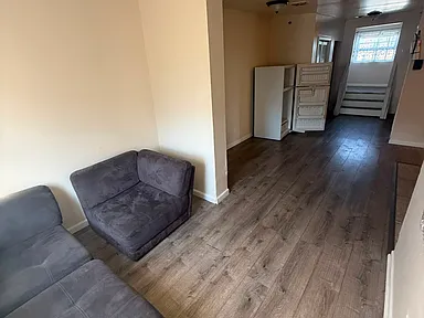 18 Van Houten St #4 — photo 4 of 7