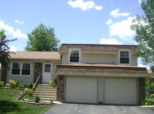 1762 English Dr, Glendale Heights, IL 60139