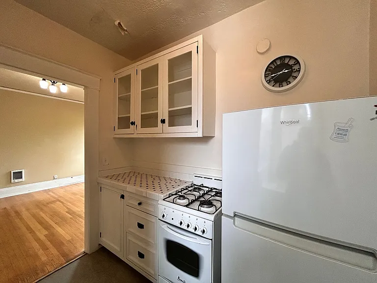 1631 NW Everett St #407 — Photo 18