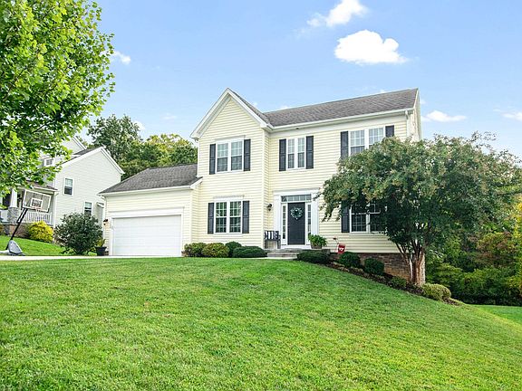 2nd image of 1708 Hollow Oak Ct