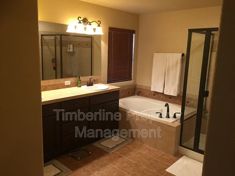 5751 Cisco Dr — Photo 23