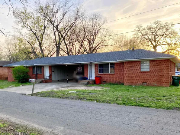307 & 309 N Oak St, Morrilton, AR 72110