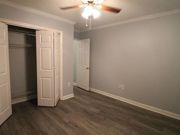 806 Beech Dr — Photo 26