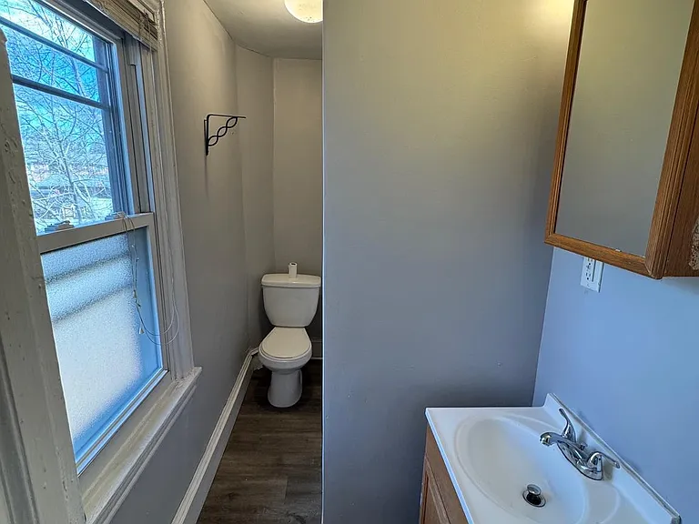 729 E Haverford Rd — Photo 11