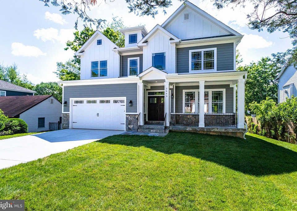 1st image of 2043 Arch Dr