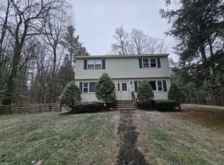 9 Hammond Dr #B, Gansevoort, NY 12831