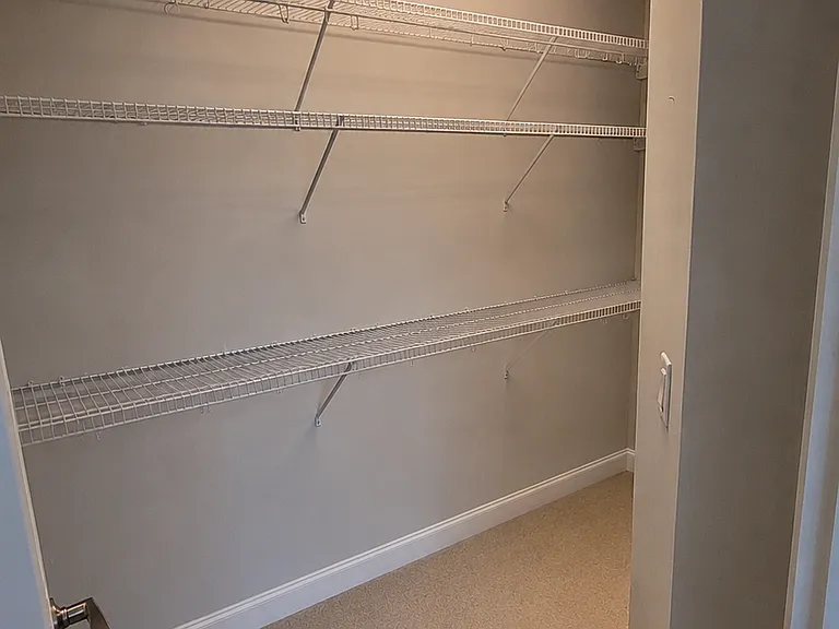 386 Tanzanite Dr — Photo 17