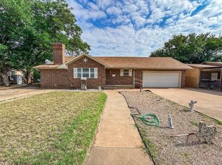 918 N 6th St, Haskell, TX 79521