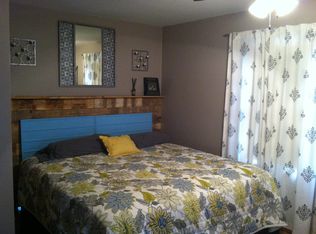 208 3rd Ave NE, Hayfield, MN 55940