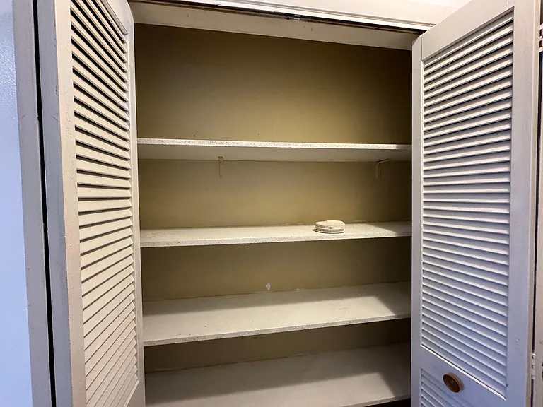391 Madison Ave #2 — Photo 1