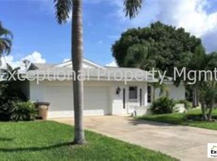 1729 SE 39th St, Cape Coral, FL 33904