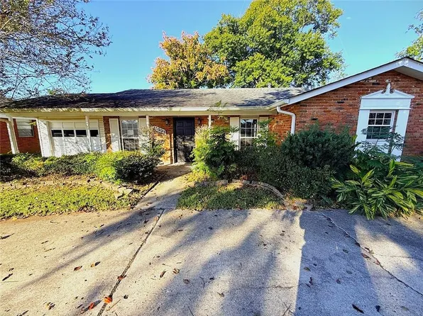 632 Fairlawn Dr, Terrytown, LA 70056