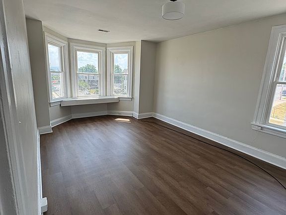 5th image of 331 Summit Ave #333-3