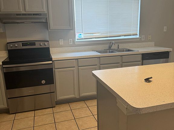 4th image of 309 Wedgewood Ln