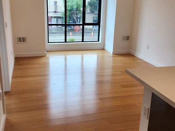 3rd image of 4334 Geary Blvd APT 1