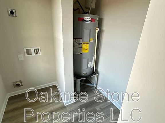 4th image of 118 Foster Way Dr