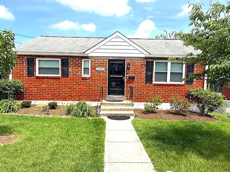 11005 Amherst Ave — Photo 1